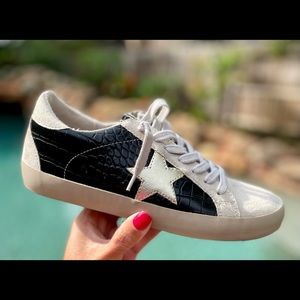 Shu Shop Black Croco NEW